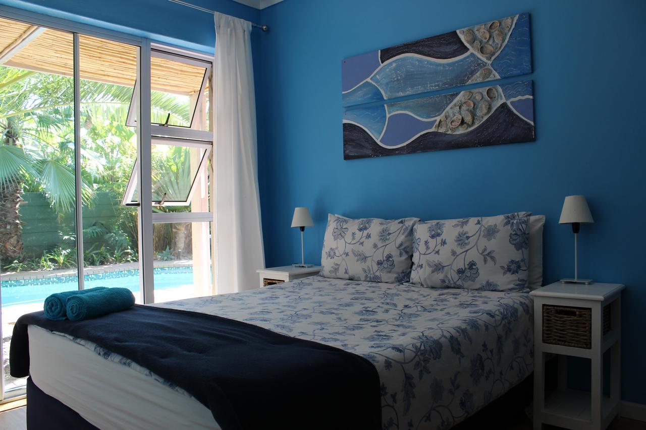 Elements Cape Town 3* Table View